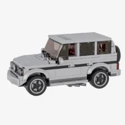 Grauer Geländewagen