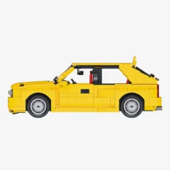 Italienischer Kompakt Sportwagen gelb