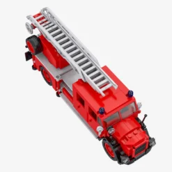 Klassischer Feuerwehr Leiterwagen