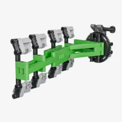Moderner Traktor 1:18 - Pflug